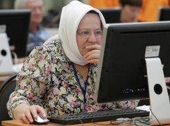 Волжские пенсионеры освоят компьютерную грамоту