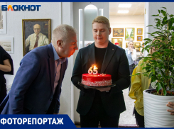 Старейшая городская газета «Волжская правда» отметила 65‑летний юбилей исторической выставкой 