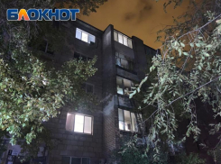 Большой пожар в Волжском: видео с места происшествия