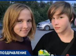 День Рождения отмечают красотки-борцухи  Дарина и Ника Джигарос