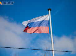 Триколор, флешмоб и концерты: Волжский готовится ярко отметить День флага России