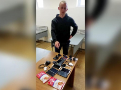 Ни выпить, ни позвонить: у стен волжской колонии поймали волгоградца с телефонами и дрожжами