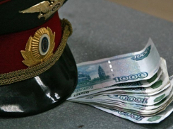 В Волгограде инспектор ГИБДД уволен за взятку