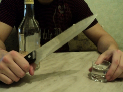 В Михайловке 39-летний мужчина ударил ножом брата-близнеца