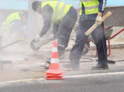 У музыкальной школы №1 Волжского демонтировали пешеходный переход