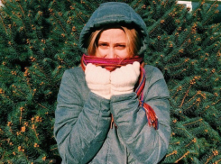 Ночной «минус» пришел в Волжский в день работников рекламы