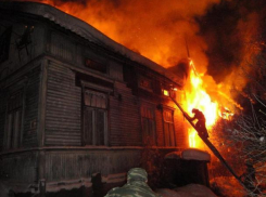 Частный деревянный дом сгорел в Ленинском районе