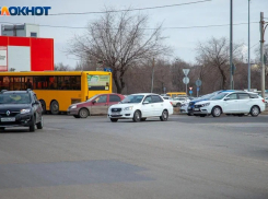 В Волжском доехать до кладбища можно каждый день
