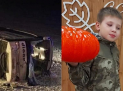 Пролежни на голове, температура за 40 и нехватка тканей: о состоянии мальчика, которому оторвало ноги и руку в аварии