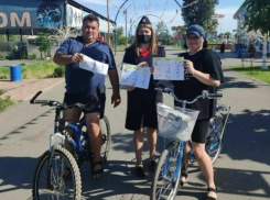 Стражи порядка провели беседу с велосипедистами в Волжском