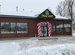 Волжане дождались открытия «Гриль-кафе» на Набережной