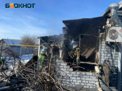 «Выскочили в чём были…»: семья из Волжского лишилась всего в огне