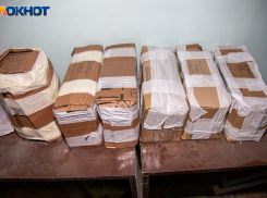 В Волжском начался сбор канцтоваров для детей из ДНР