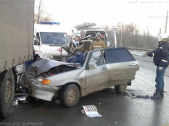 Всего пять лет грозит волжанину, который угробил пассажирку в столкновении ВАЗа и фуры