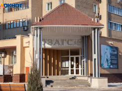 Волжанам предлагают пожениться в «Гараже»