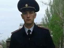 Волгоградский ППСник вернул найденный в сугробе телефон школьнику