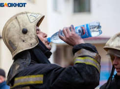 2 дома сгорели в Волжском: причины устанавливаются