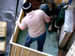 В Волжском осудили сутенера за убийство клиента его подопечной