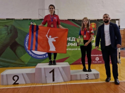 Волжанка завоевала золото в чемпионате по армрестлингу 