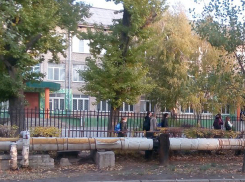 В родной школе в Волжском даже не смогли вспомнить невзрачного Александра Масленникова 