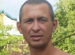 Мужчина в черной кепке бесследно исчез в Волгограде