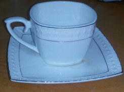 Больше ста тысяч выделили волжским депутатам на посуду для чаепитий 