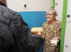 По нашим квартирам ходят  лжегазовики  с липовыми удостоверениями, - волжанин