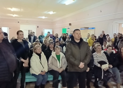 Родительское собрание спортшколы в Волжском закончилось видео-обращением. Компромисс не нашли?