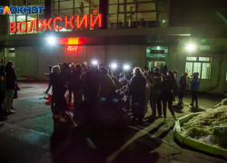 Две дополнительные электрички отвезут волжан на футбольный матч «Ротора»