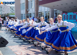 Беременным нельзя позволять другим людям гладить свой живот: волжская травница о приметах