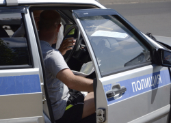 Пьяный водитель выстрелил в сотрудника ГИБДД в Волжском за то, что остановили его внедорожник 