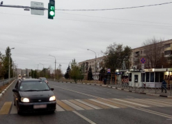 Водитель Toyota сбил пешехода в Волжском