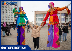 Интерактивная Рождественская сказка: в Волжском сделали праздник для детей