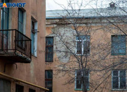 20-летний студент выпал из окна 8 этажа в Волгограде