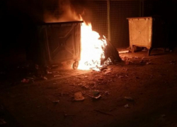 В полночь горел очередной мусорный контейнер