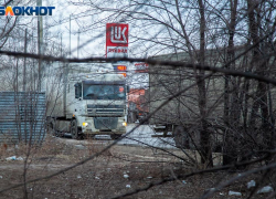 Цены на бензин продолжают снижаться в Волжском