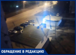 «Полиция тут практически не появляется»: жители ЛПК в Волжском устали от дискотек у магазина