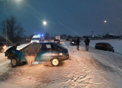 Страшная авария с пострадавшими произошла на дороге в Волжском: фото