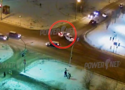Автомобилисты начали рабочую среду с ДТП в Волжском