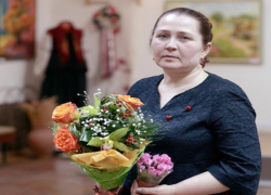 Живописные пейзажи и подлинные предметы быта казаков представили на выставке "Родное" в Волжском