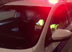 Таксист «под кайфом» перевозил не только волгоградцев, но и запрещенные вещества