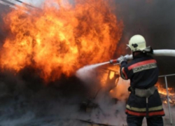 Двое мужчин серьезно пострадали при пожаре в Волжском