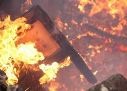 В Ленинске неисправный дымоход стал причиной пожара