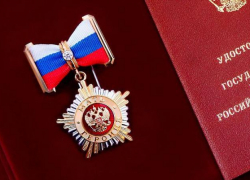 От бесплатной земли до полного пакета медпомощи: в России утверждены новые меры поддержки для матерей 10 детей