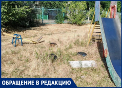 «Детям здесь играть невозможно»: жители Карбышева показали состояние площадки