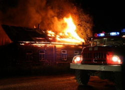 58-летний мужчина едва не сгорел при пожаре в хуторе под Волгоградом