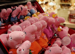 В Ленинске продавали незаконных «Свинок Пеппи»