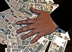 В Волгограде при строительстве дорог похищен миллион рублей