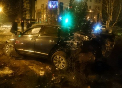 Пьяный волжанин вдребезги разбил чужую иномарку