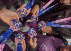 Волжская команда Центра воздушной гимнастики «На Высоте» вернулась с победами с соревнований в Грозном